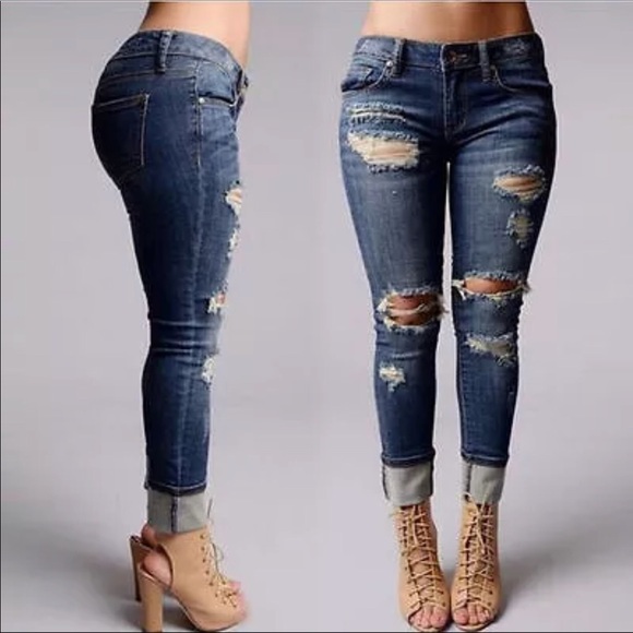 🎉HP🎉 Ripped Distressed Skinny Jeans - Picture 2 of 4